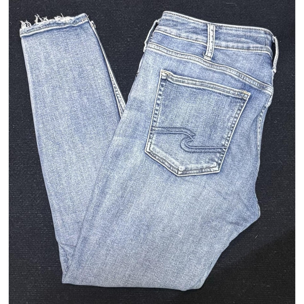 Silver Jeans Avery Skinny Jeans Womens W34/L27 Light Wash Distressed Denim